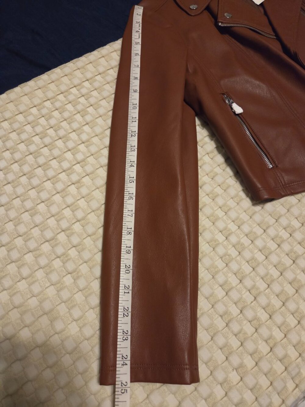 NWT Women's Express Jacket - Picture 4 of 6